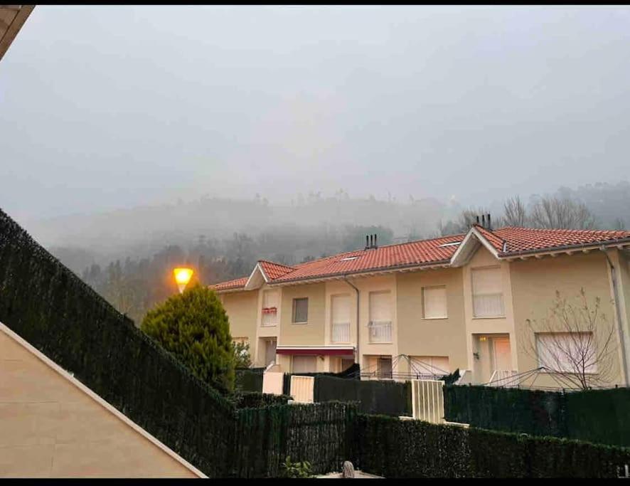 Casa En La Montana Con Piscina De Temporada Villa Arredondo Exterior photo