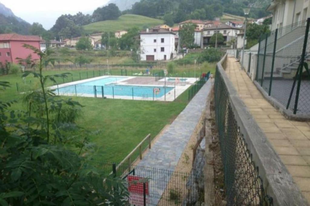 Casa En La Montana Con Piscina De Temporada Villa Arredondo Exterior photo
